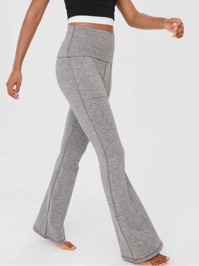 Aerie Offline “The Hugger” high waisted foldover flare leggings, gray size mediu